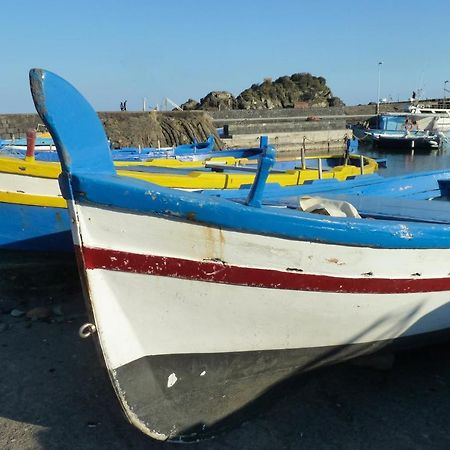 Sea Breeze Acitrezza Apartment Aci Castello Exterior photo