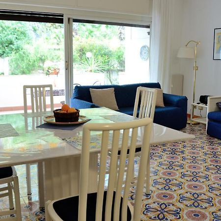 Sea Breeze Acitrezza Apartment Aci Castello Exterior photo