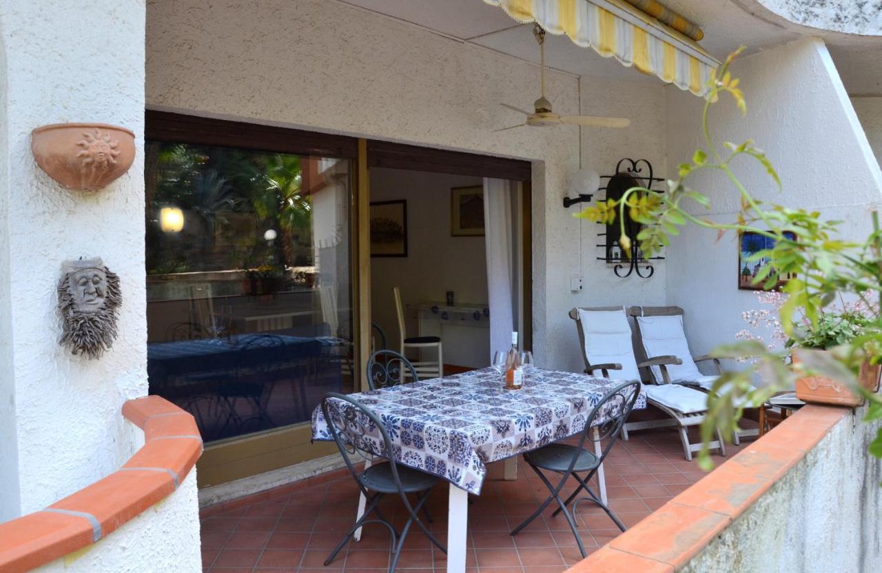 Sea Breeze Acitrezza Apartment Aci Castello Exterior photo